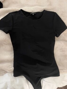 Dynamite Black Short Sleeve Scoop Neck Bodysuit